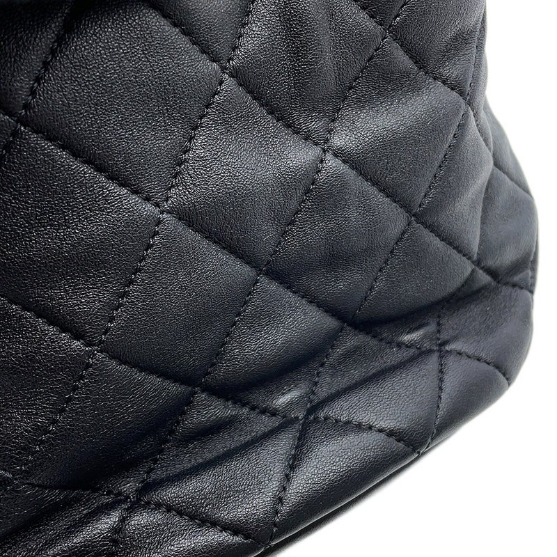 シャネル チェーンショルダーバッグ マトラッセ ココマーク ラムスキン AS2608 CHANEL 黒