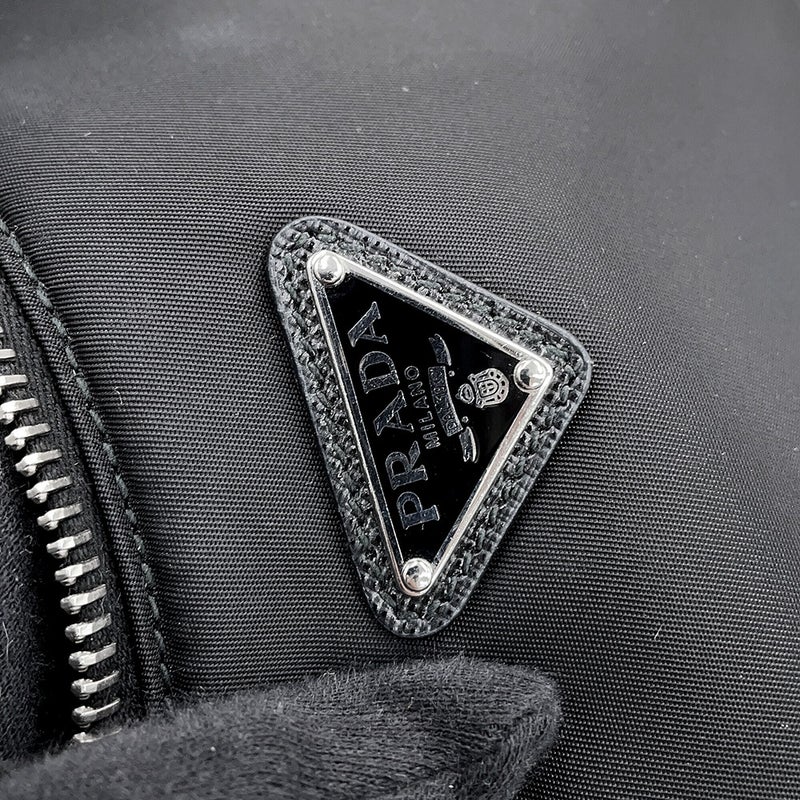 プラダ ショルダーバッグ Re-Edition 2005 Re-Nylon ナイロン 1BH204 PRADA 2wayバッグ 黒