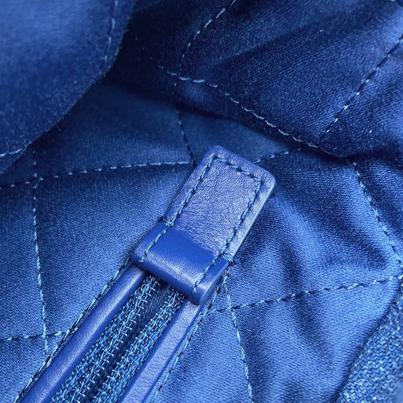 シャネル チェーンショルダーバッグ CHANEL 22 マトラッセ ロゴ スモール デニム AS3260 ポーチ付き