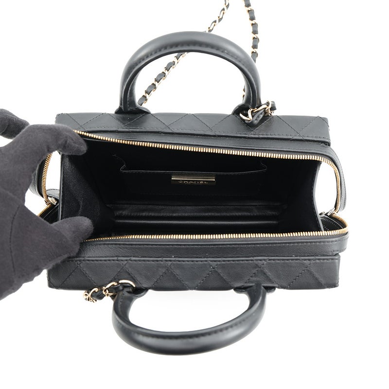 シャネル チェーンショルダーバッグ マトラッセ ココマーク バニティバッグ カーフレザー AS3345 CHANEL 黒