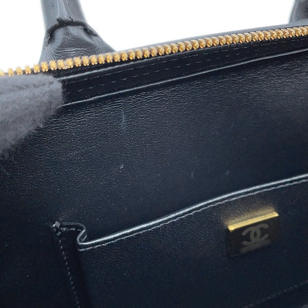 シャネル チェーンショルダーバッグ マトラッセ ココマーク バニティバッグ カーフレザー AS3345 CHANEL 黒
