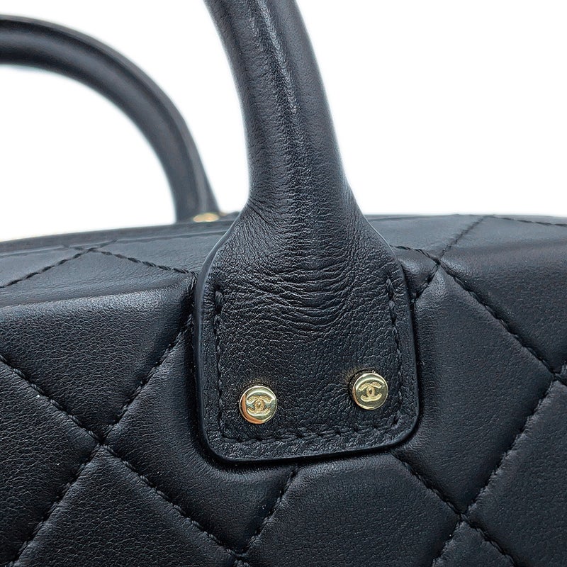 シャネル チェーンショルダーバッグ マトラッセ ココマーク バニティバッグ カーフレザー AS3345 CHANEL 黒