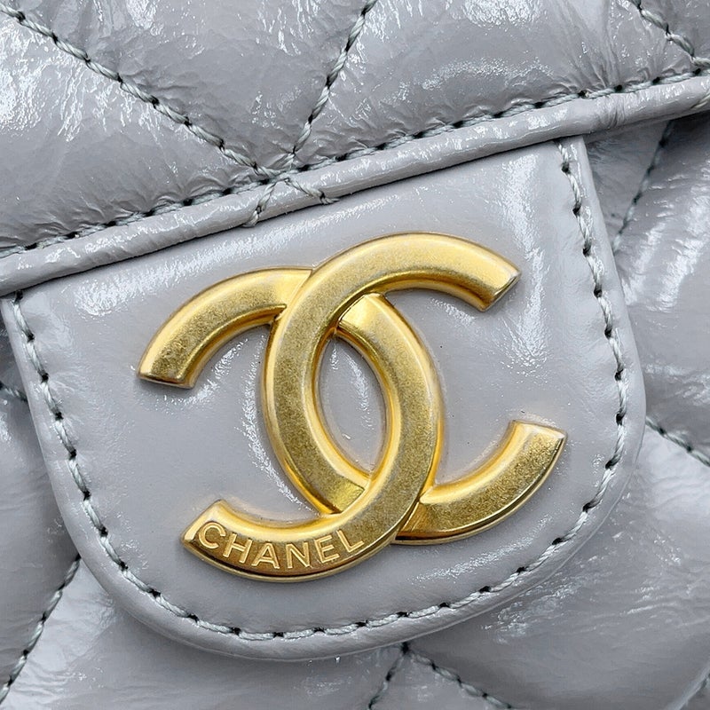 シャネル チェーンショルダーバッグ マトラッセ ココマーク ホーボー シャイニーカーフスキン AS4323 CHANEL バッグ