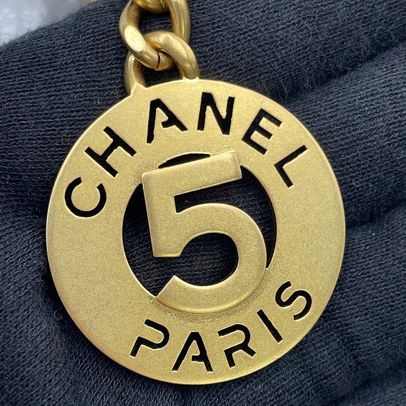 シャネル チェーンショルダーバッグ マトラッセ ココマーク ホーボー シャイニーカーフスキン AS4323 CHANEL バッグ