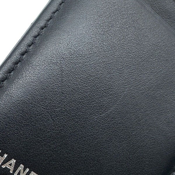 シャネル パスポートケース マトラッセ ココマーク カーフレザー AP3824 CHANEL 黒