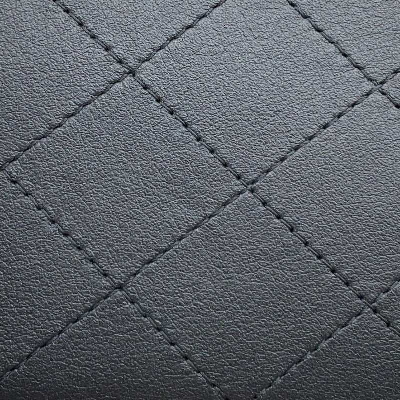 シャネル パスポートケース マトラッセ ココマーク カーフレザー AP3824 CHANEL 黒