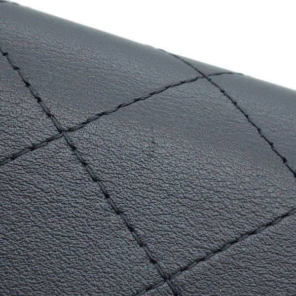 シャネル パスポートケース マトラッセ ココマーク カーフレザー AP3824 CHANEL 黒