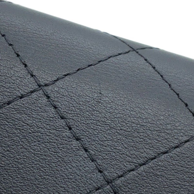 シャネル パスポートケース マトラッセ ココマーク カーフレザー AP3824 CHANEL 黒