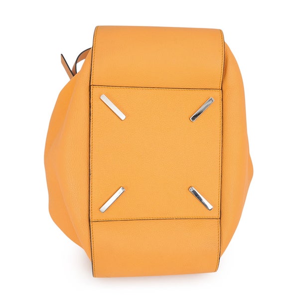 ロエベ ハンドバッグ ハンモック ドローストリングバッグ ミディアム329 77 V06 LOEWE ２wayショルダー