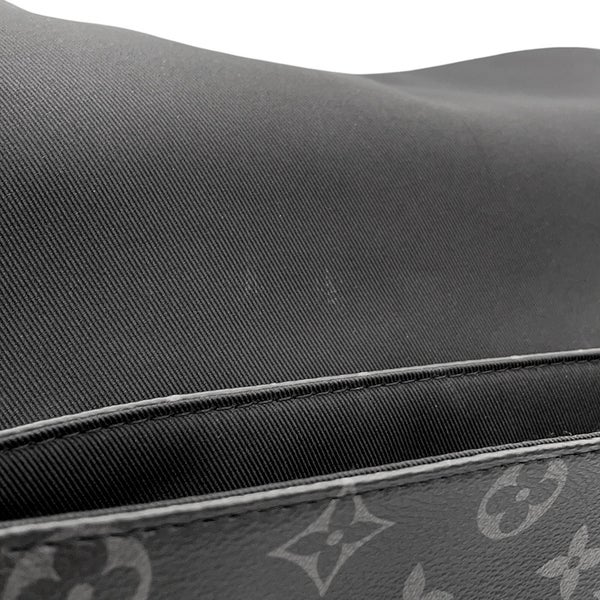 ルイヴィトン ショルダーバッグ モノグラム・エクリプス ソミュール・メッセンジャー M45911 LOUIS VUITTON ブラック 黒