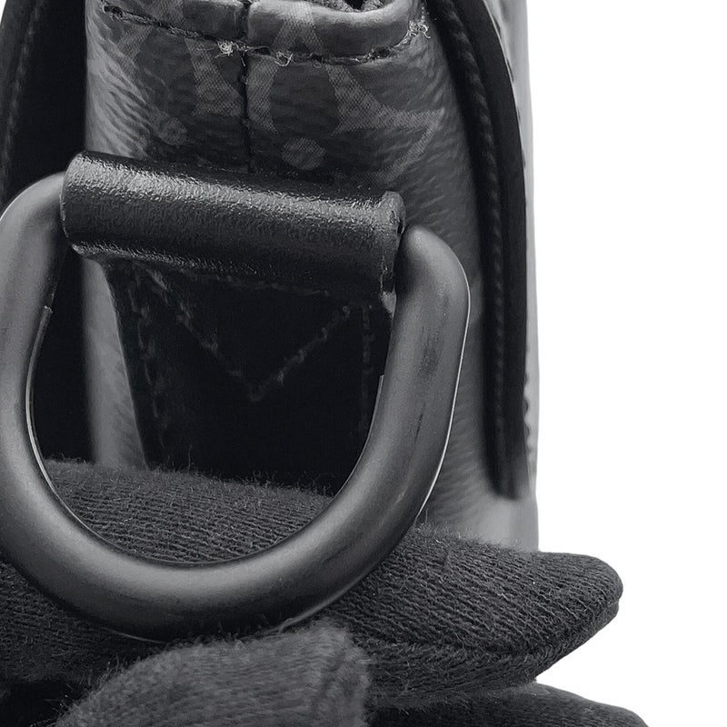 ルイヴィトン ショルダーバッグ モノグラム・エクリプス ソミュール・メッセンジャー M45911 LOUIS VUITTON ブラック 黒