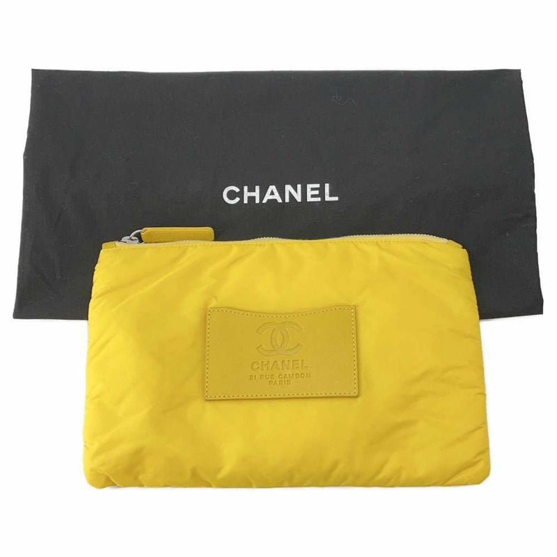 シャネル チェーンショルダーバッグ マドモアゼル ココマーク ナイロン A67080 CHANEL ポーチ付き