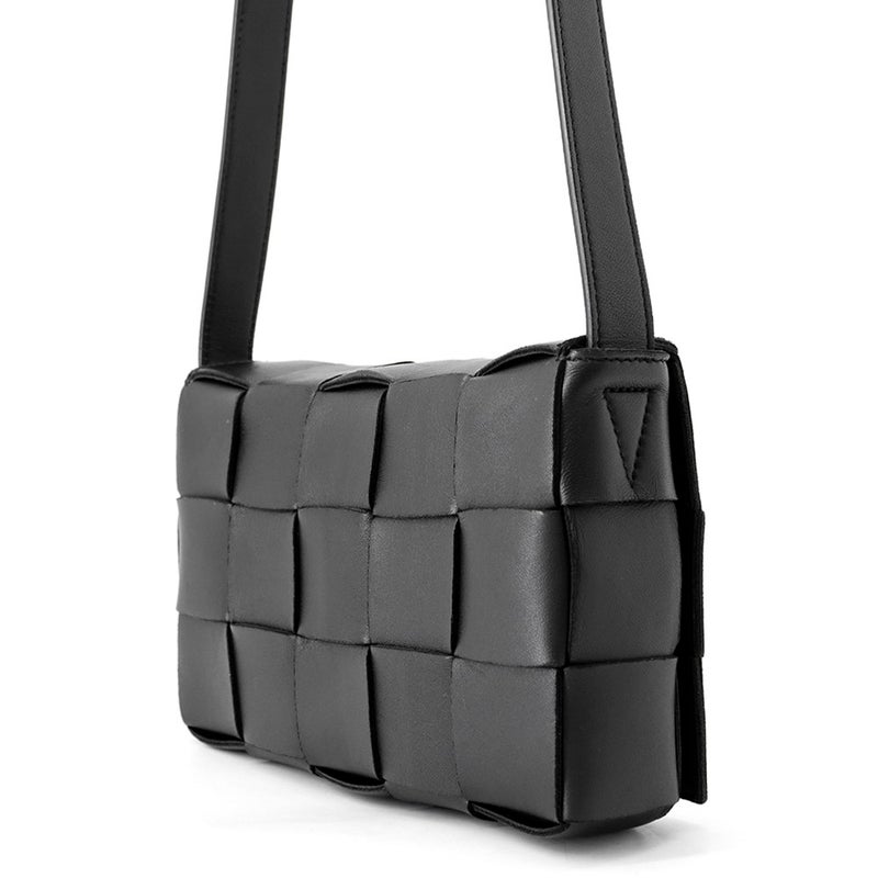 ボッテガヴェネタ ショルダーバッグ マキシイントレチャート スモール カセット ラムスキン 578004 BOTTEGA VENETA 黒