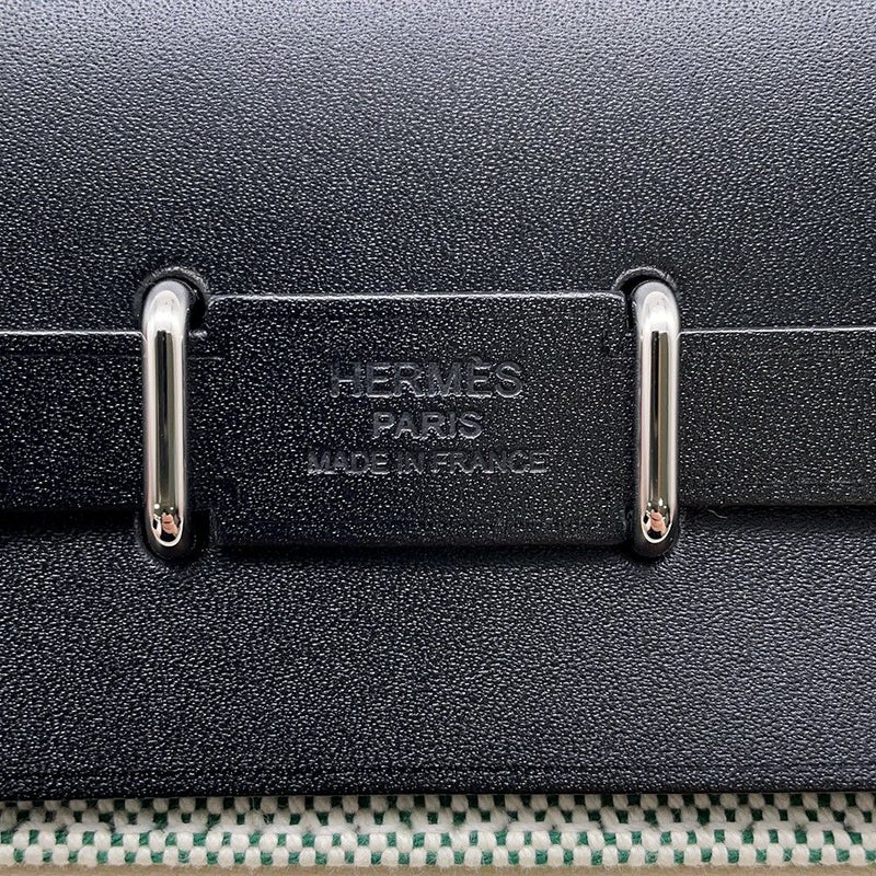 エルメス バッグ エールバッグジップ ミニ ブラック/エクリュ/ヴェールモワイヤン トワルミリタリー/ヴァッシュハンター K刻印 黒