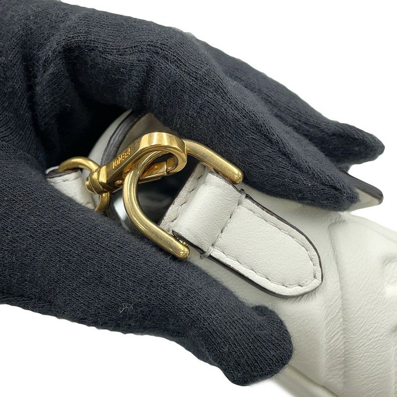 フェンディ ハンドバッグ FFモチーフ バゲット ミニ 8BS017 FENDI 2way 白