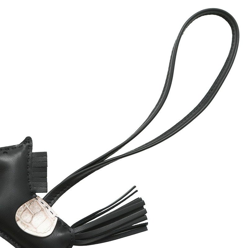 エルメス バッグチャーム ロデオ PM タッチ ブラック/ヒマラヤ ラムスキン/ニロティカスマット W刻印 黒