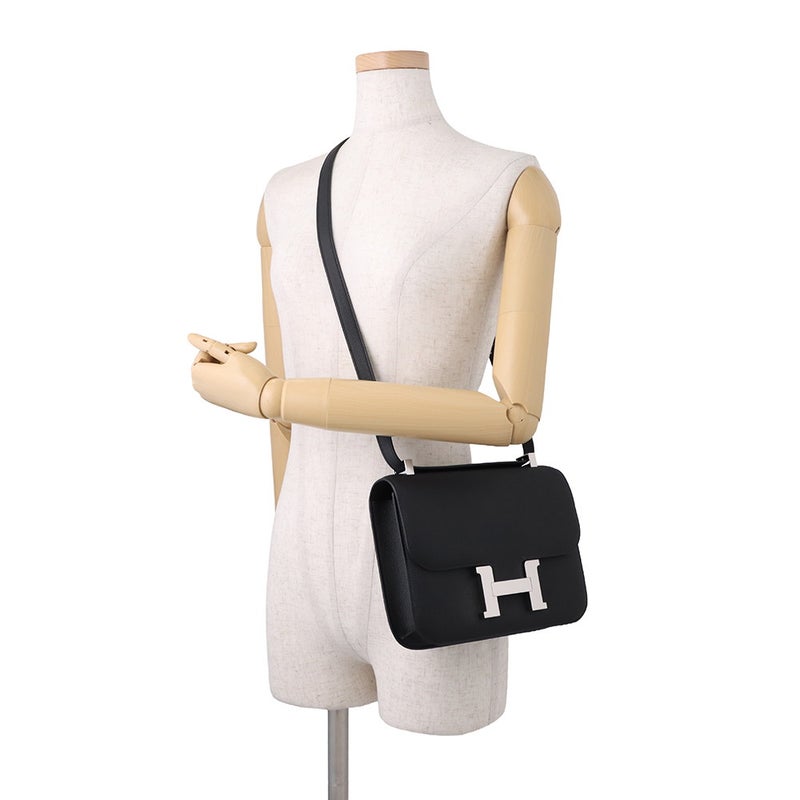 エルメス ショルダーバッグ コンスタンス24 ミロワール ブラック/シルバー金具 エプソン G刻印 HERMES Constance 黒