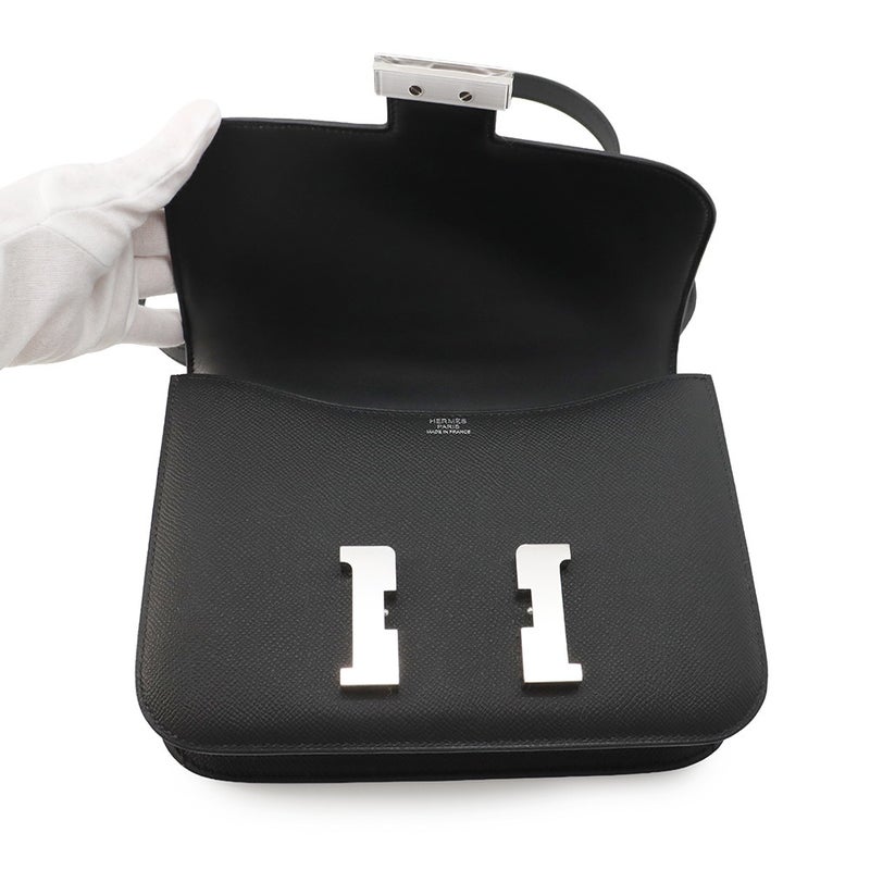 エルメス ショルダーバッグ コンスタンス24 ミロワール ブラック/シルバー金具 エプソン G刻印 HERMES Constance 黒