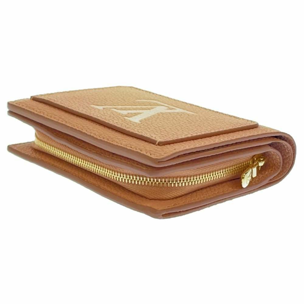 K*a様 未使用品✨　ルイヴィトン　二つ折り財布 クレア モノグラムアンプラント ルイヴィトン 二つ折り財布 モノグラム・アンプラント ポルトフォイユ