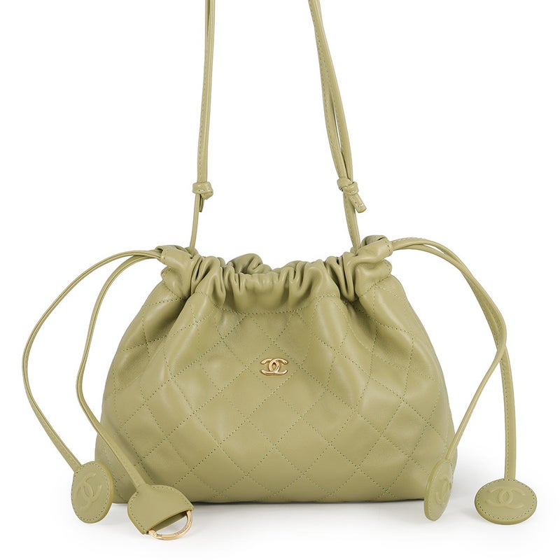 シャネル ショルダーバッグ ストラップ クラッチバッグ マトラッセ ココマーク ラムスキン AP5227 CHANEL