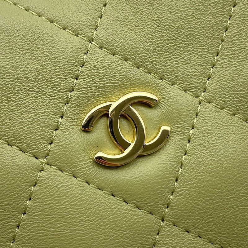 シャネル ショルダーバッグ ストラップ クラッチバッグ マトラッセ ココマーク ラムスキン AP5227 CHANEL