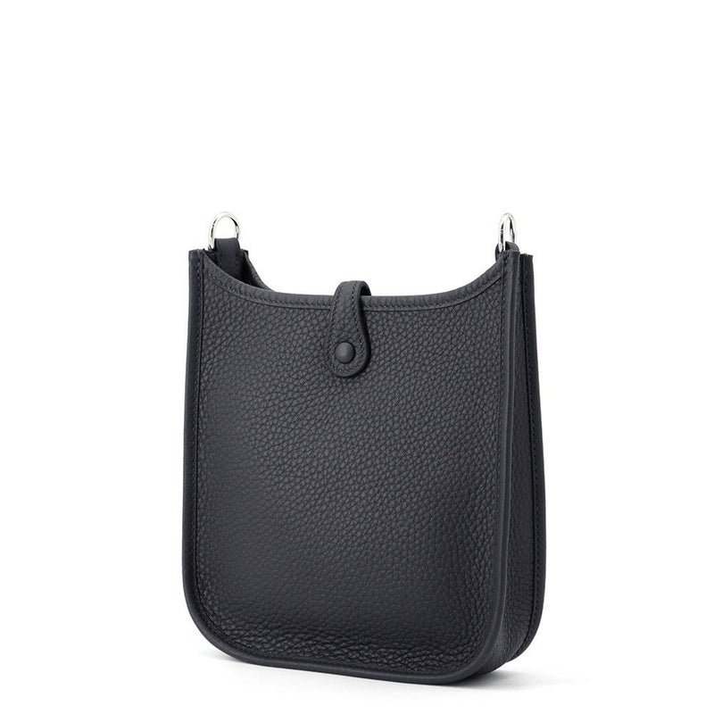 エルメス ショルダーバッグ エブリンTPM アマゾン 111cm キャバン/シルバー金具 トリヨンクレマンス K刻印 HERMES Evelyne