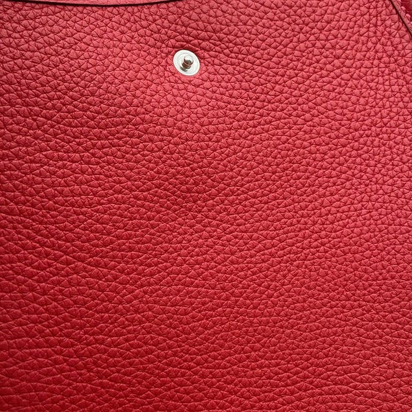 エルメス ショルダーバッグ エブリンTPM アマゾン 111cm ヴァーミリオン/シルバー金具 トリヨンノビーヨ B刻印 HERMES Evelyne