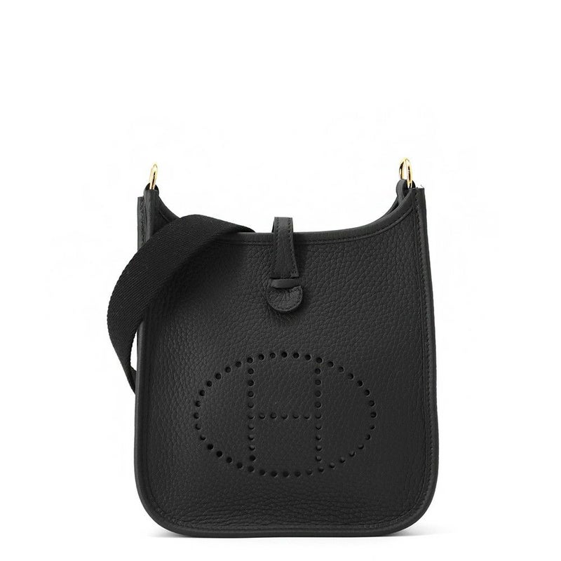 エルメス ショルダーバッグ エブリンTPM 111cm ブラック/ゴールド金具 トリヨンクレマンス K刻印 黒