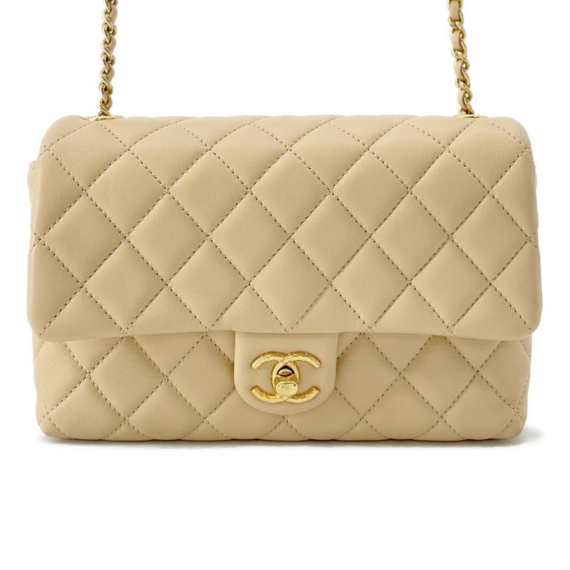 シャネル チェーンショルダーバッグ マトラッセ ココマーク ラムスキン CHANEL