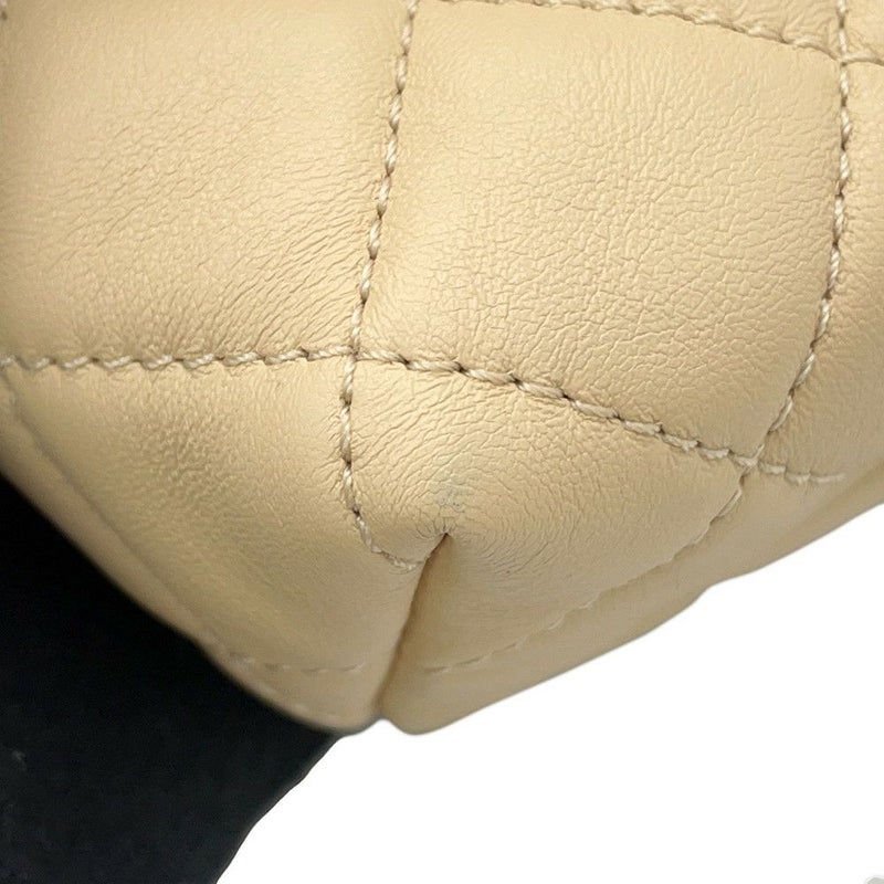 シャネル チェーンショルダーバッグ マトラッセ ココマーク ラムスキン CHANEL