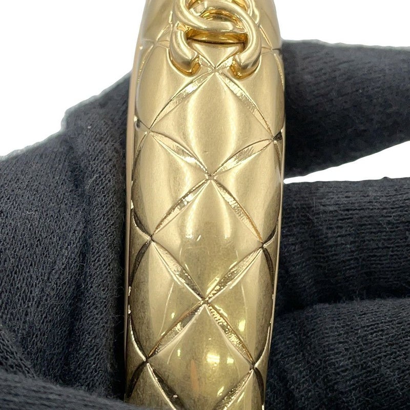 シャネル チェーンショルダーバッグ マトラッセ ココマーク ラムスキン CHANEL