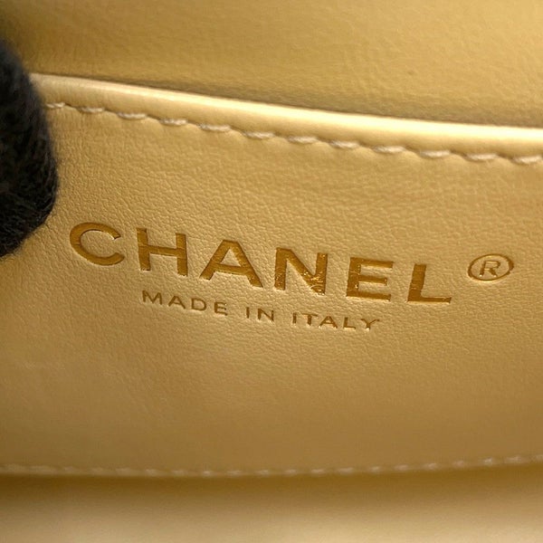 シャネル チェーンショルダーバッグ マトラッセ ココマーク ラムスキン CHANEL