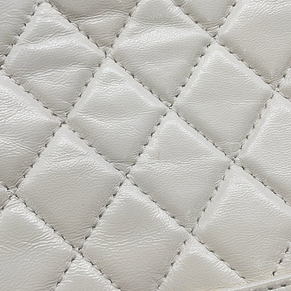 シャネル チェーンショルダーバッグ マトラッセ ミニ ショッピングバッグ シャイニーカーフスキン AS4133 CHANEL 白