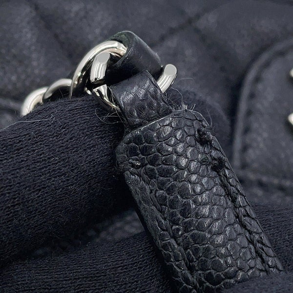 シャネル チェーンショルダーバッグ マトラッセ ココマーク キャビアスキン CHANEL 黒