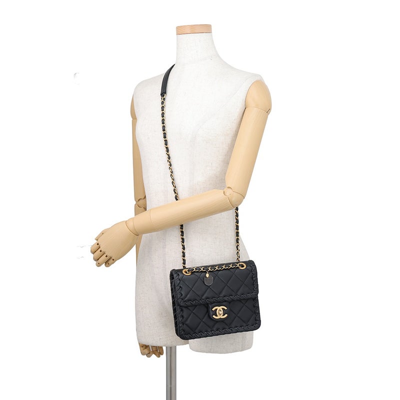 シャネル チェーンショルダーバッグ マトラッセ ココマーク シングルフラップ ミニ AS2495 CHANEL 黒