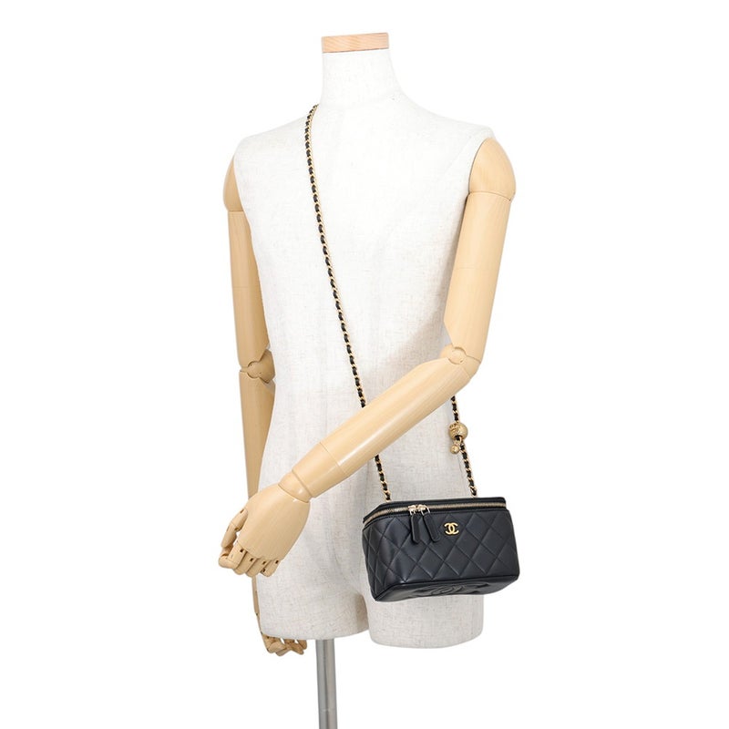 シャネル チェーンショルダーバッグ マトラッセ ココマーク ココボール バニティバッグ ラムスキン AP2303 CHANEL 黒