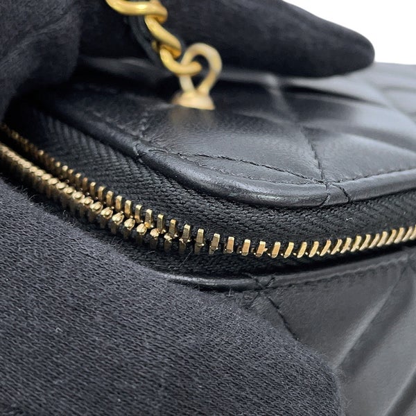 シャネル チェーンショルダーバッグ マトラッセ ココマーク ココボール バニティバッグ ラムスキン AP2303 CHANEL 黒