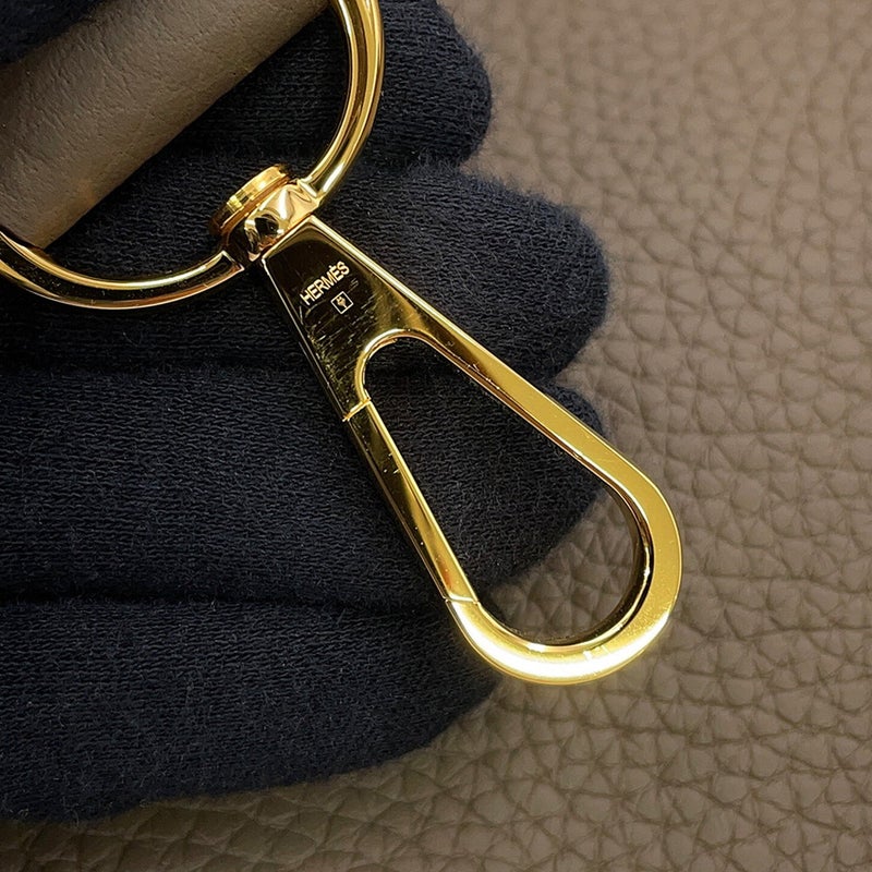 エルメス ショルダーバッグ エブリン3 PM エトゥープ/ゴールド金具 トリヨンクレマンス G刻印 HERMES Evelyne