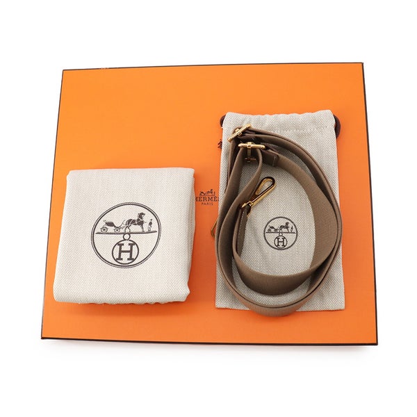 エルメス ショルダーバッグ エブリン3 PM エトゥープ/ゴールド金具 トリヨンクレマンス G刻印 HERMES Evelyne