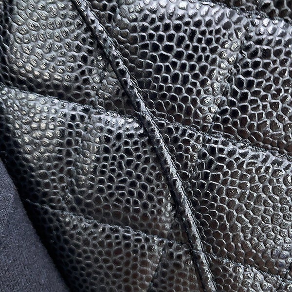 シャネル チェーンウォレット クラシック マトラッセ ココマーク キャビアスキン AP0250 CHANEL 財布 黒