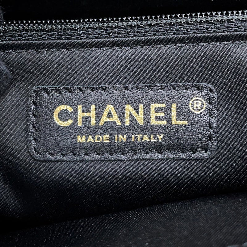 シャネル チェーントートバッグ マトラッセ ココマーク GSTトート キャビアスキン A50995 CHANEL 黒
