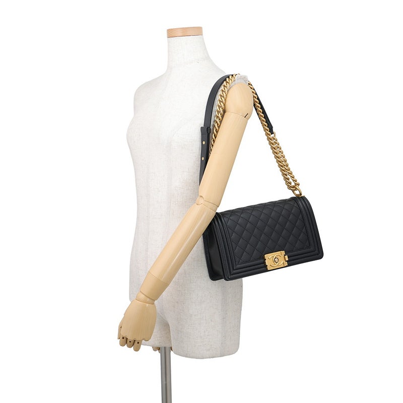 シャネル チェーンショルダーバッグ ココマーク ボーイシャネル キャビアスキン A67086 CHANEL 黒