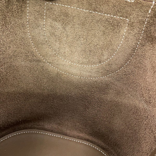 エルメス トートバッグ インザループ 18 エトゥープ/ゴールド金具 トリヨンクレマンス/スイフト B刻印 HERMES