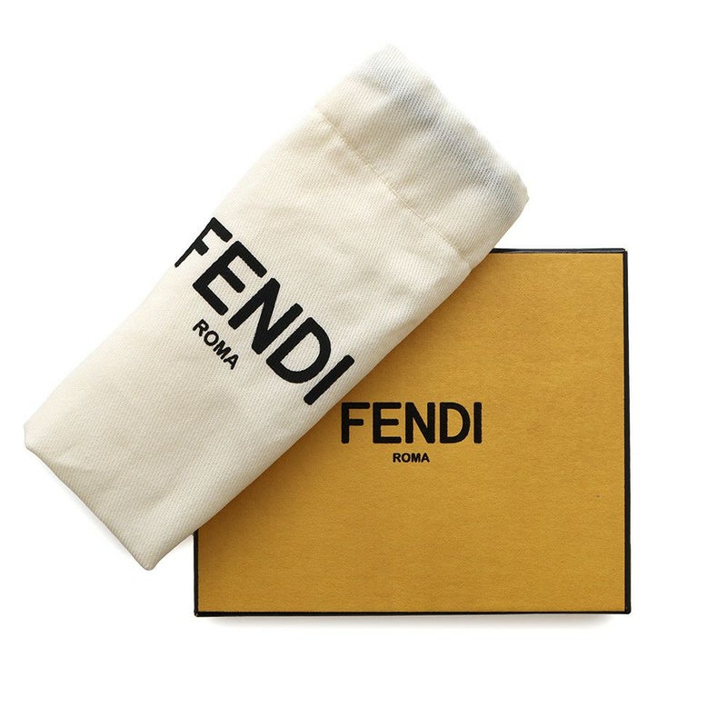 フェンディ AirPods Pro ケース バゲット クロコダイル 7AS157 FENDI チャーム