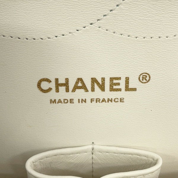 シャネル チェーンショルダーバッグ ココマーク マトラッセ30 キャビアスキン A58600 CHANEL