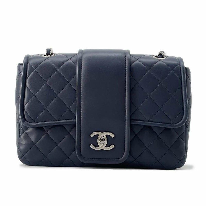 シャネル チェーンショルダーバッグ マトラッセ ココマーク フラップ ラムスキン CHANEL 2wayバッグ