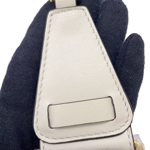 フェンディ ショルダーストラップ ズッカ FFロゴ ストラップ ユー キャンバス FENDI ストラップ 白 黒