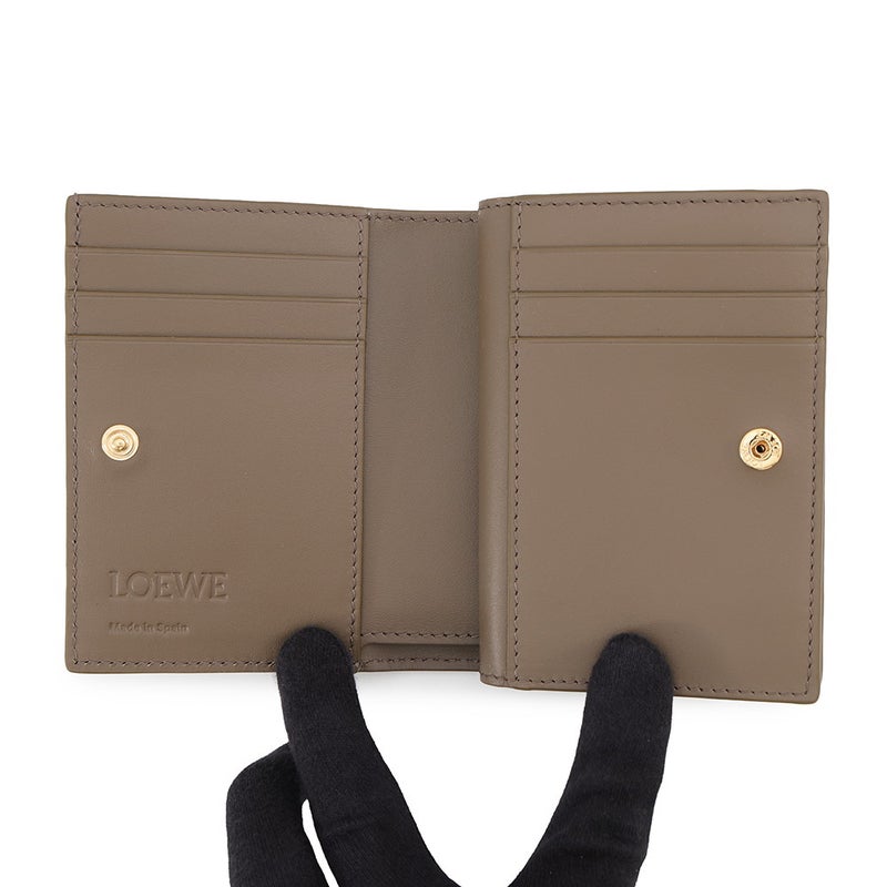 ロエベ 二つ折り財布 アナグラム コンパクト ウォレット ペブルグレインカーフレザー C821NCWX03 LOEWE