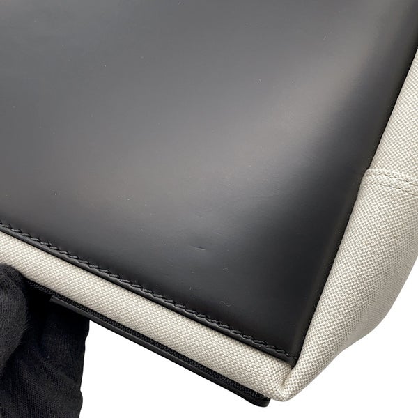 バレンシアガ トートバッグ ネイビーカバス S ポーチ付 339933 BALENCIAGA バッグ 黒 白