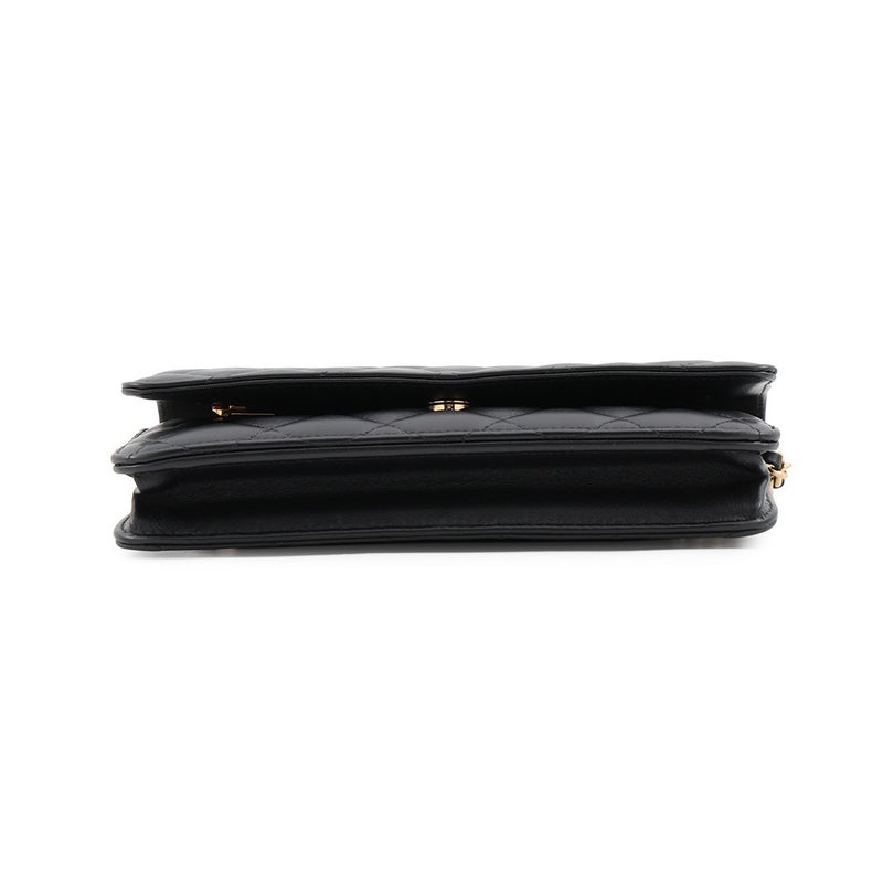 シャネル チェーンウォレット クラシック マトラッセ ココマーク ラムスキン AP0250 CHANEL 黒 財布